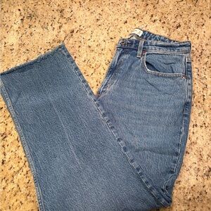 Abercrombie Curve Love Vintage Straight High Rise Blue Denim Jeans